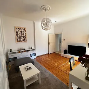 ferienwohnung-am-schlosspark-charlottenburg.find-berlin-hotels.com/