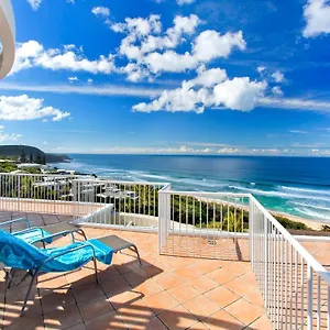 la-mer-sunshine-beachfront.queenslandhotels.net/